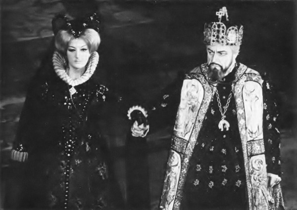 Erzsébet a Don Carlosban - Fülöp király: Boris Christoff