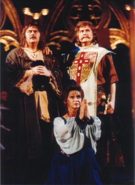 Csonka Zsuzsa (Rózsa), Sárkány Kázmér (Barna) és Bándi János (Dózsa) az 1994-es Erkel színházi előadásban