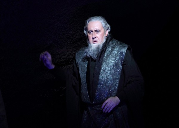 Marke király: Matthew Rose (fotó: Catherine Ashmore / English National Opera)