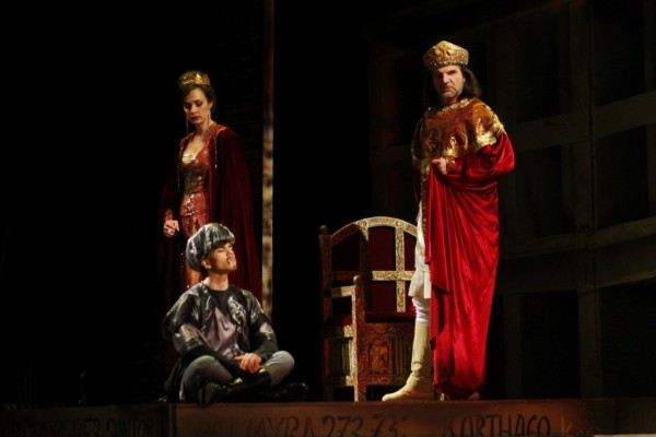 Iréne császárné és Konstantin császár: Kele Brigitta és Nyári Zoltán (fotó: Vajda János)